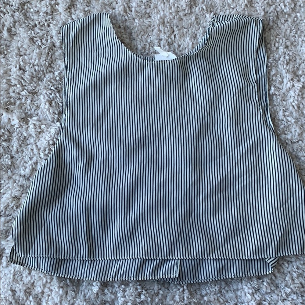 Blouse - Picture 2 of 2